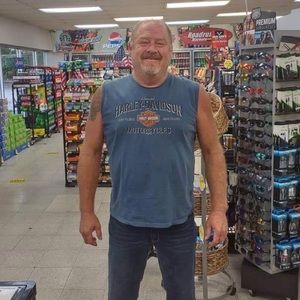 Meet your Posher, Mark